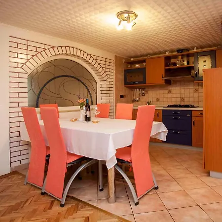Apartment In Rovinj/istrien 11608
