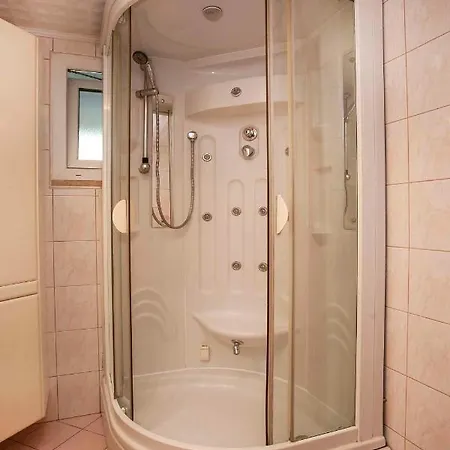 In Rovinj/istrien 11608 Apartment *